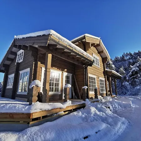 Luster Lodge