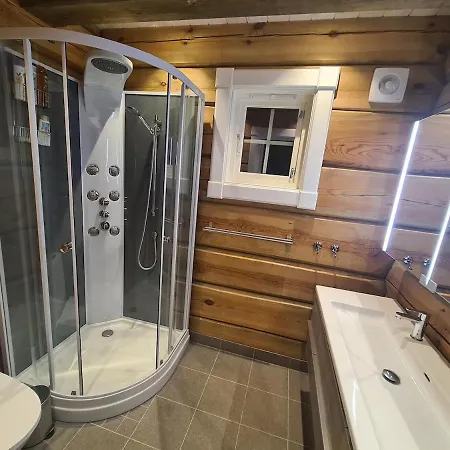 Luster Lodge Villaer *