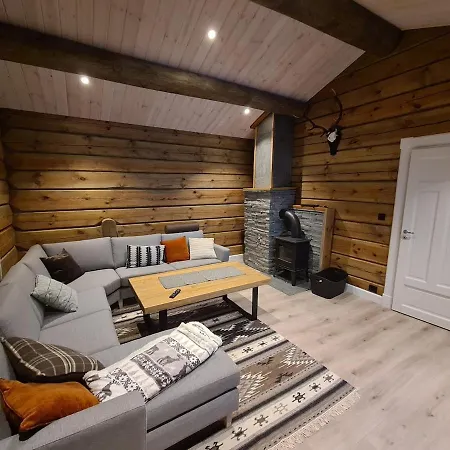 Luster Lodge * Luster