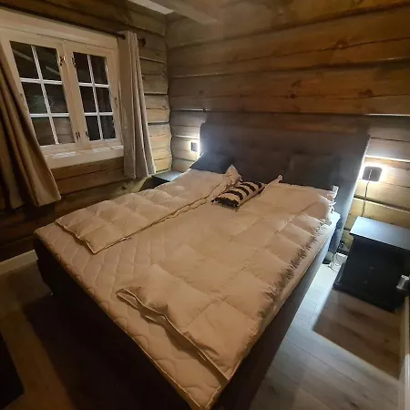 Luster Lodge Villaer