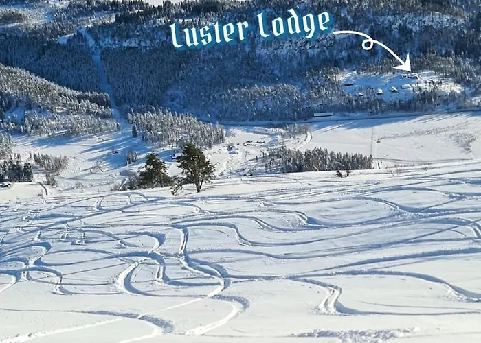 Villa Luster Lodge *