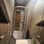 Luster Lodge